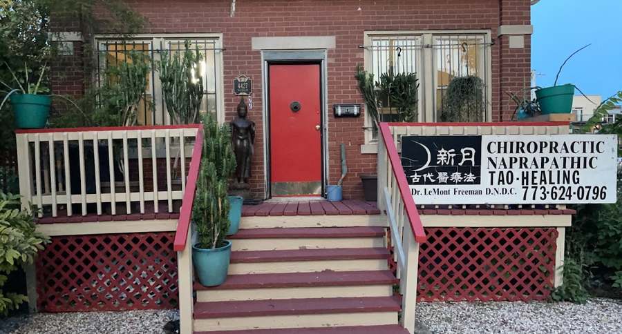 New Moon Ancient Healing — Chiropractic in S Michigan Ave, Chicago
