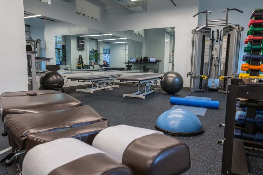 Move Well MD — Chiropractic in Broadway #1213, New York