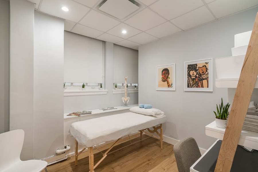 NYC Chiropractic Solutions — Chiropractic in E 41st St #403, New York