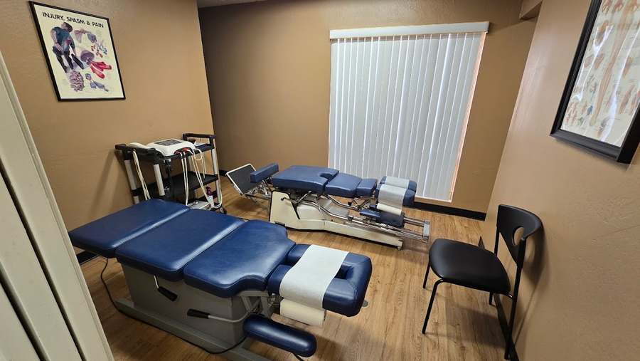 Main Chiropractic Clinic — Chiropractic in N 19th Ave Ste D, Phoenix