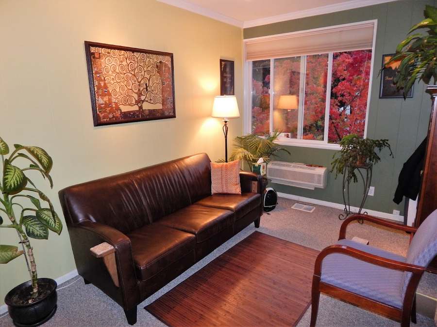 Adam Myers — Psychotherapy in The University Business Center 7, Seattle