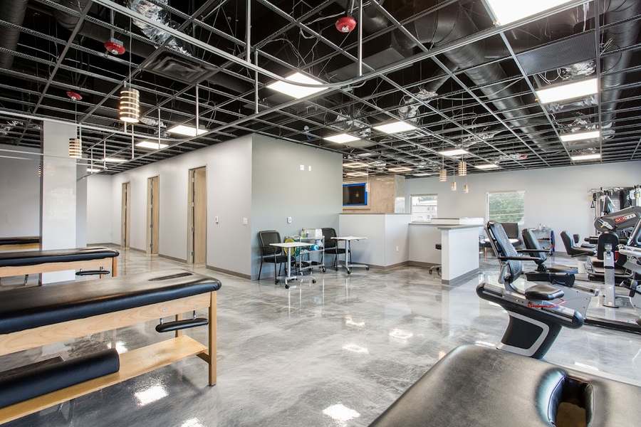 Dynamic Physical Therapy — photo 1