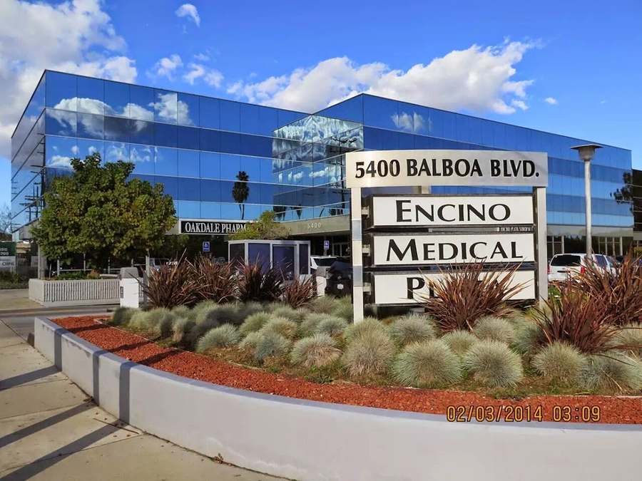 Encino Holistic Dentistry - Dr. Linda Makuta, DDS — photo 1