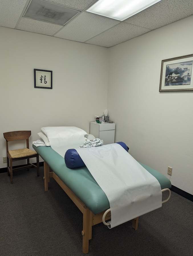 Lim's Acupuncture & Traditional Chinese Medicine — photo 1