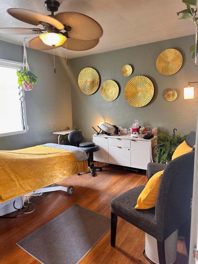 Realm Naturopathic Integrative Medicine & Acupuncture — photo 1