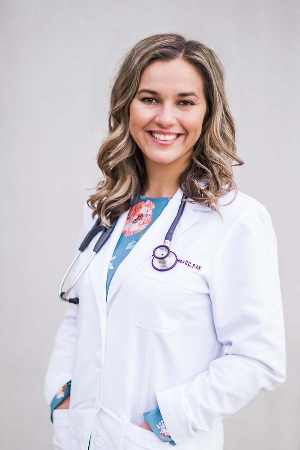 Dr. Veronika Vlasov - Chiropractor and Functional Medicine Doctor — photo 1