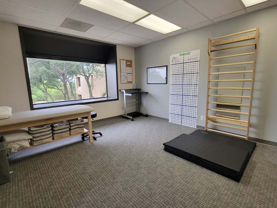 Align Physical Therapy, Dallas Office — photo 1