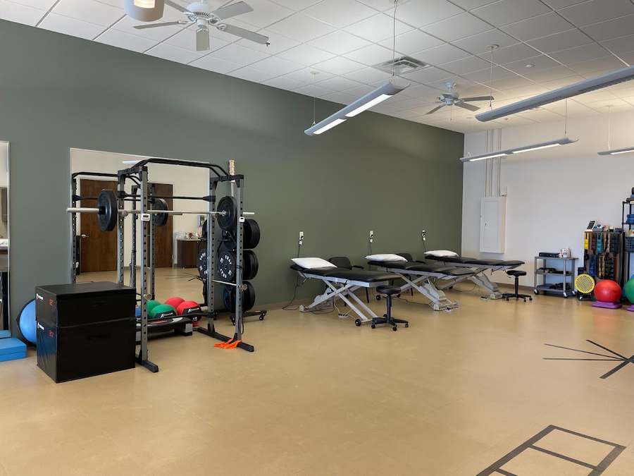 Vista Physical Therapy - Dallas, Bainbridge Dr. — photo 1