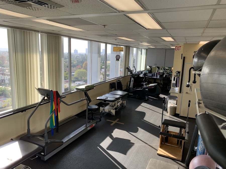 Larchmont Physical Therapy — photo 1