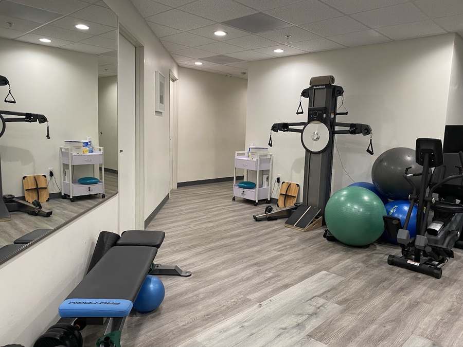 Phoenix Physical Therapy and Wellness Glendale — photo 1