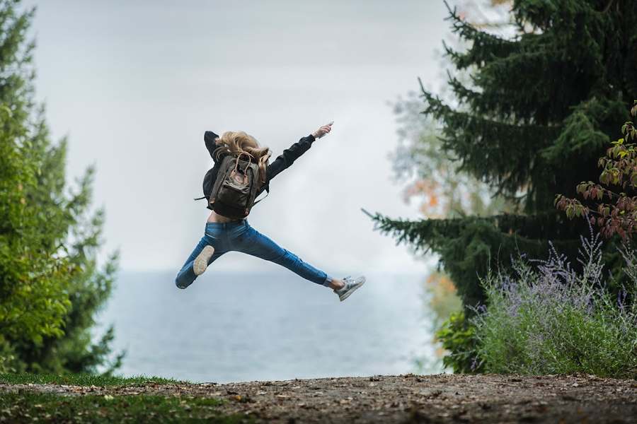The Expert in Overcoming Anxiety, Stress, Worry, Burnout, and Relationship Issues - Jia Yang — photo 1